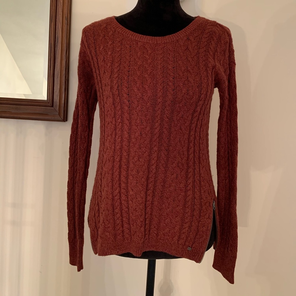 Burnt orange knit sweater